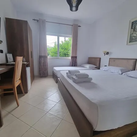 Ξενοδοχείο Twix 3*