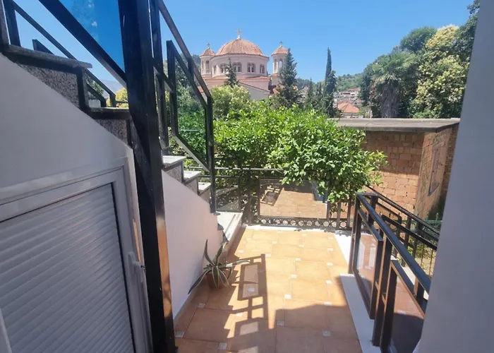 Twix فندق بيرات