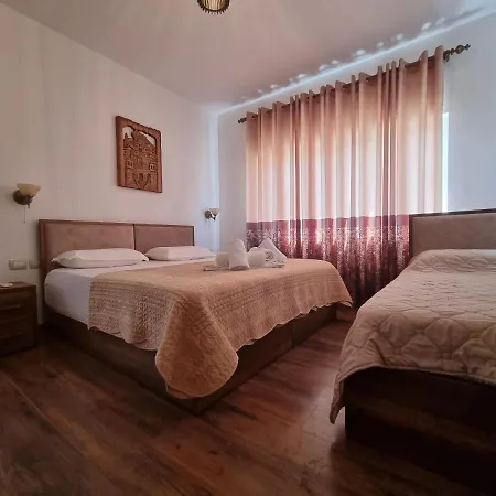 Hotel Twix Berat