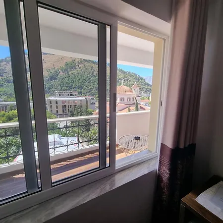 Twix Hotel 3*