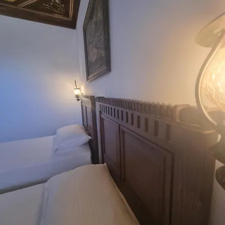Twix Hotel 3*